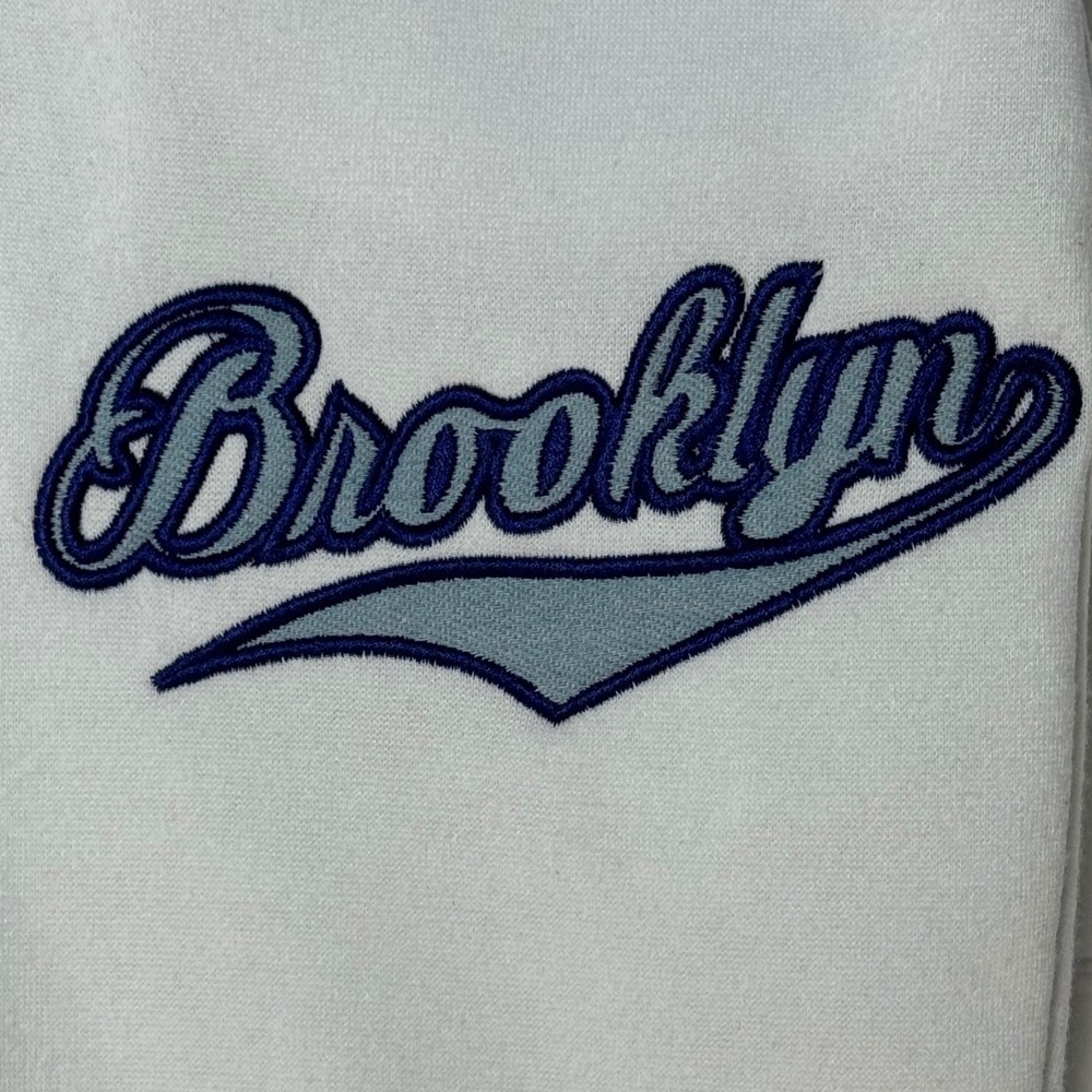 No Comment‎ Brooklyn Embroidered White Sweatpants / Size xL / Sku0092 - Picture 3 of 16